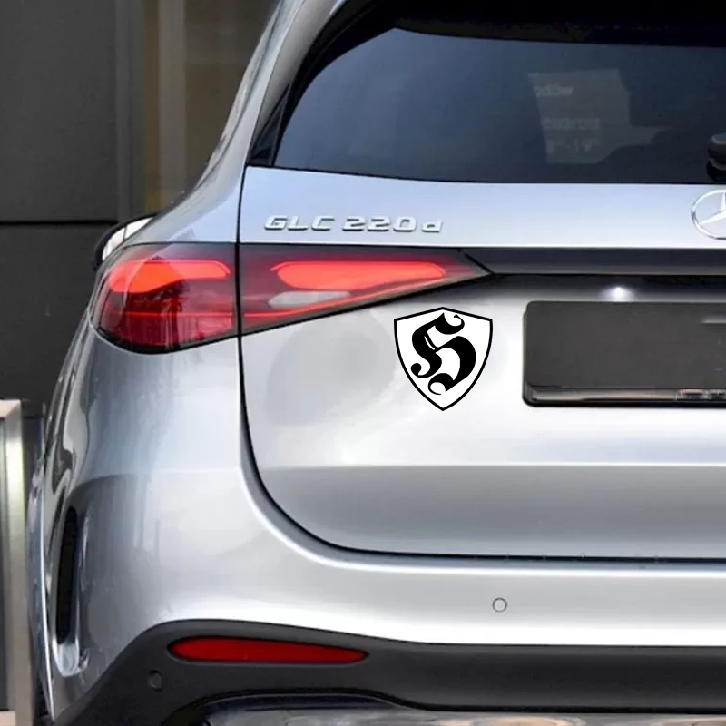 Naklejka samochodowa Hooligans - tarcza