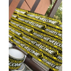 Taśma REFUGEES NOT WELCOME