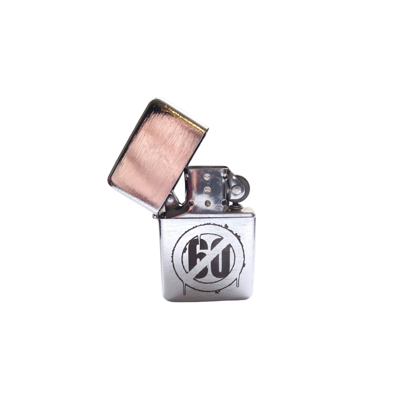 Srebrna zapalniczka benzynowa anty 60