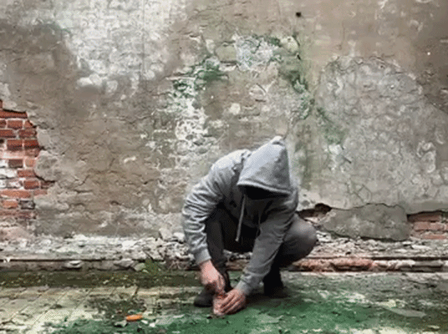 dymy smoke bomb