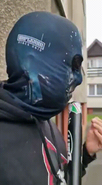 kominiarka jason