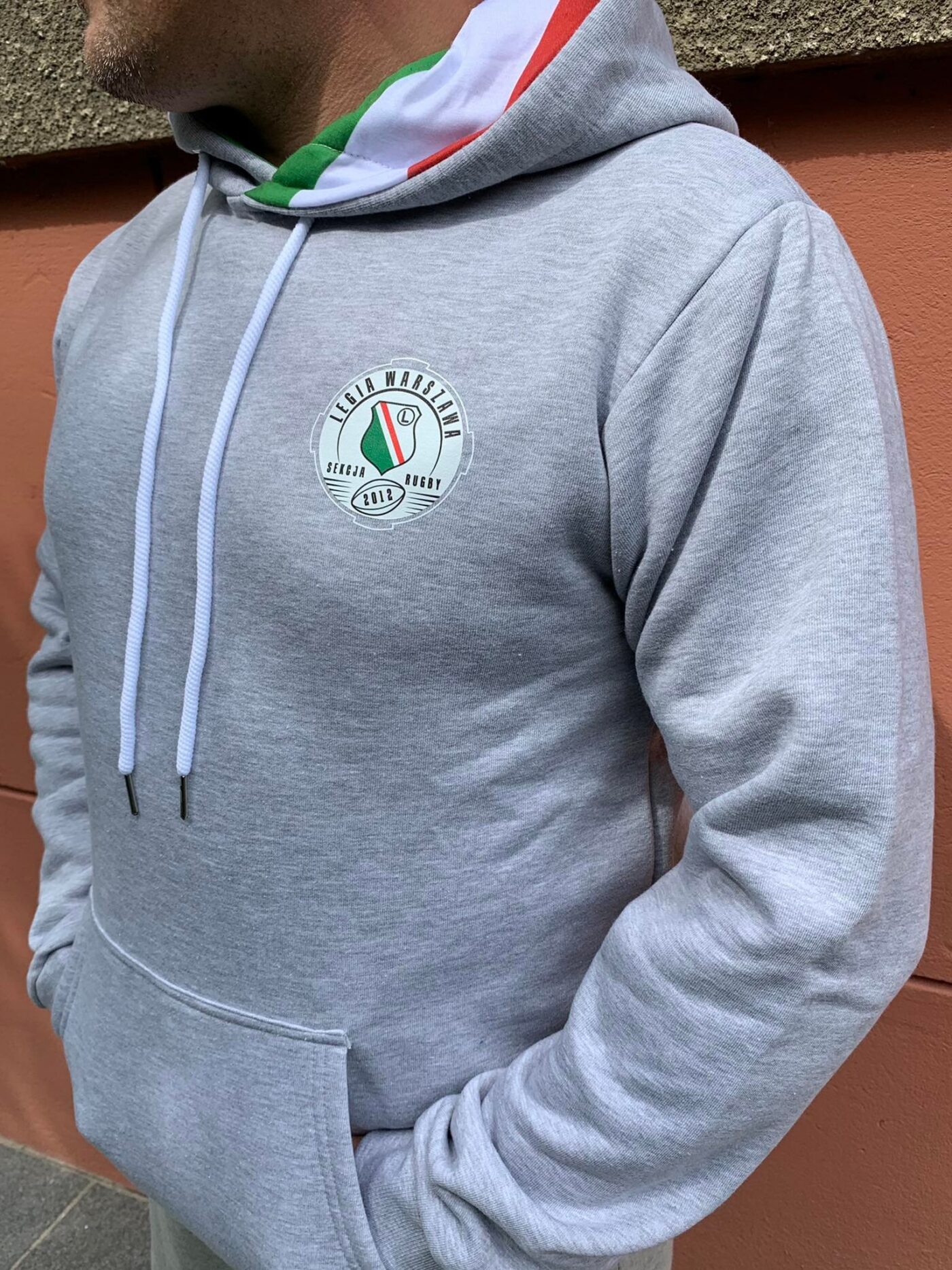 Produkcja bluzy - wybrane wykonanie