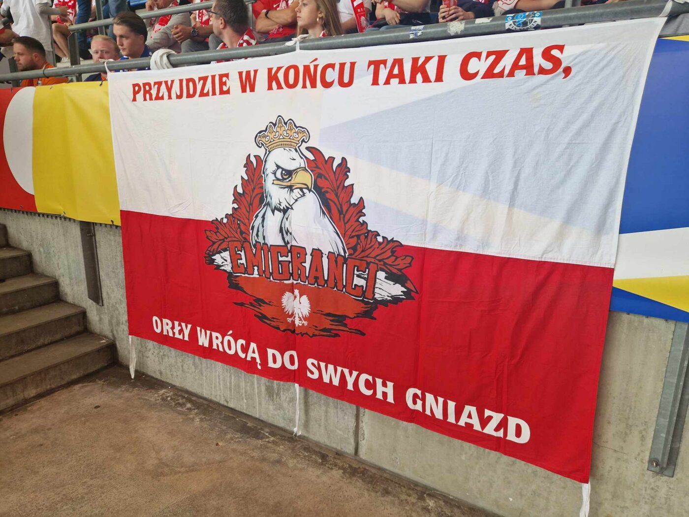 Flagi produkowane przez Imperium Produkcja