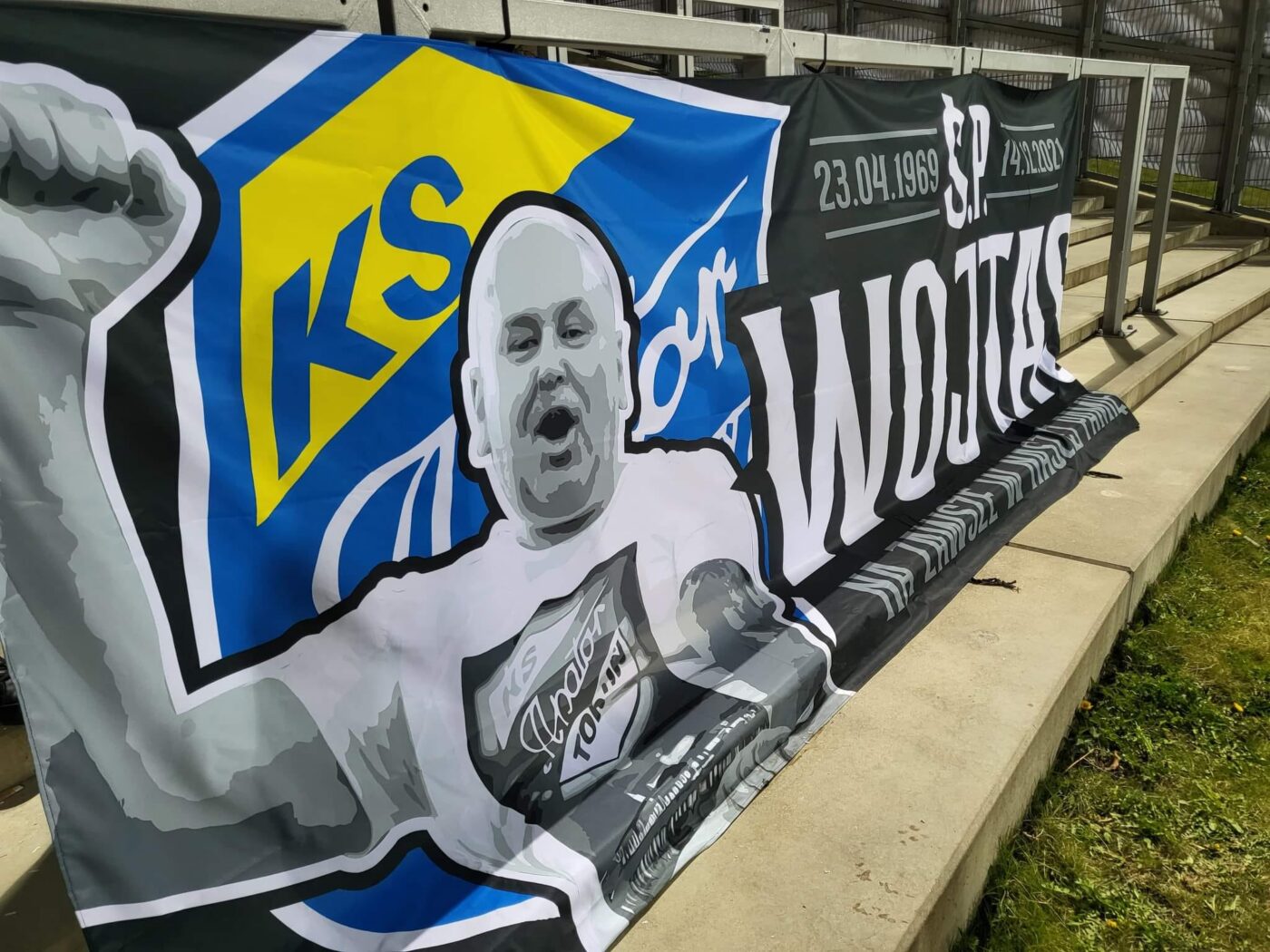 Flagi - przykład personalizacji i wykonania