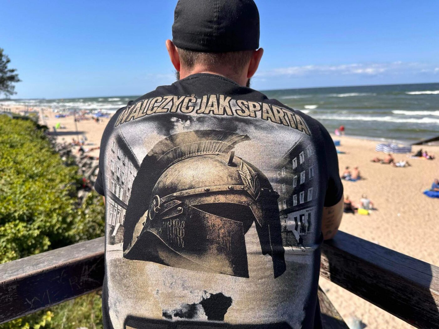 Koszulki produkowane przez Imperium Produkcja