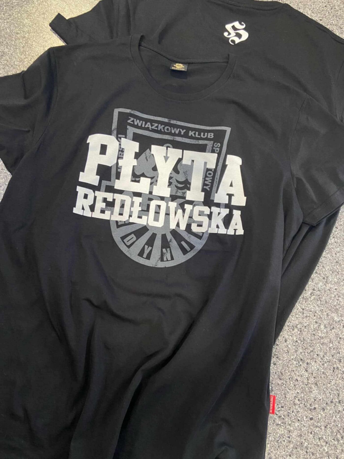 Produkcja koszulki - wybrane wykonanie