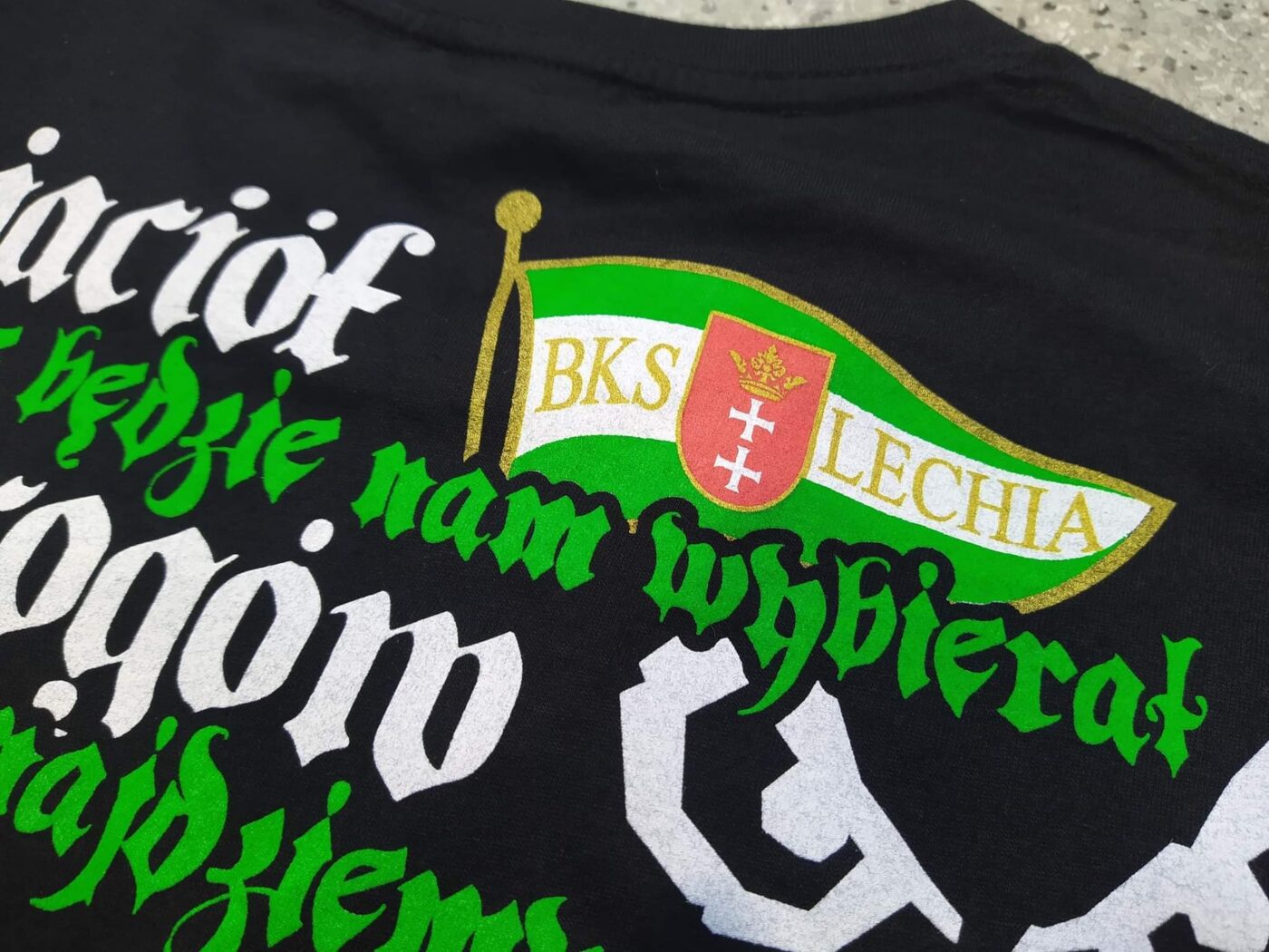 Koszulki - przykład personalizacji i wykonania