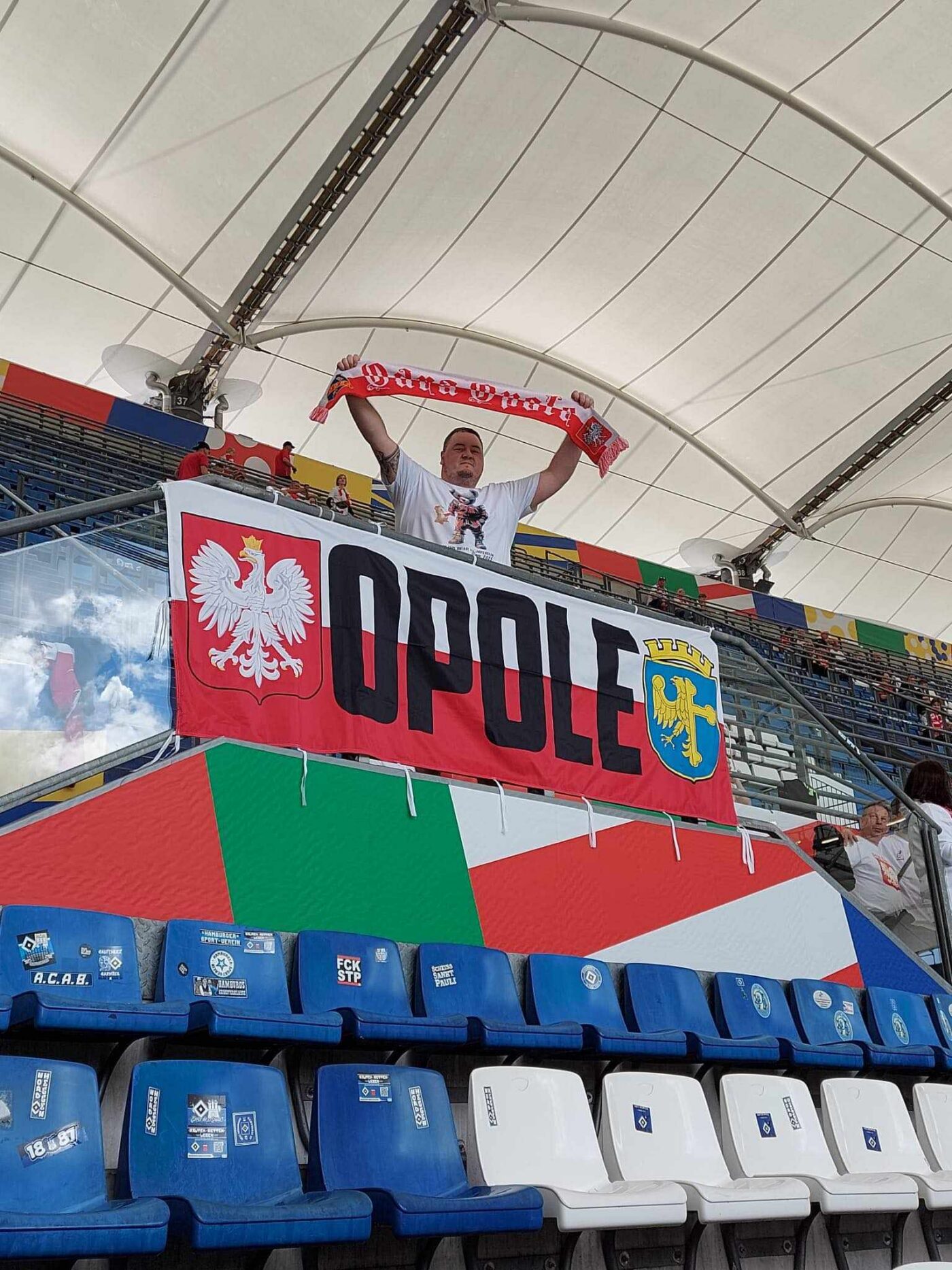 Koszulki produkowane przez Imperium Produkcja