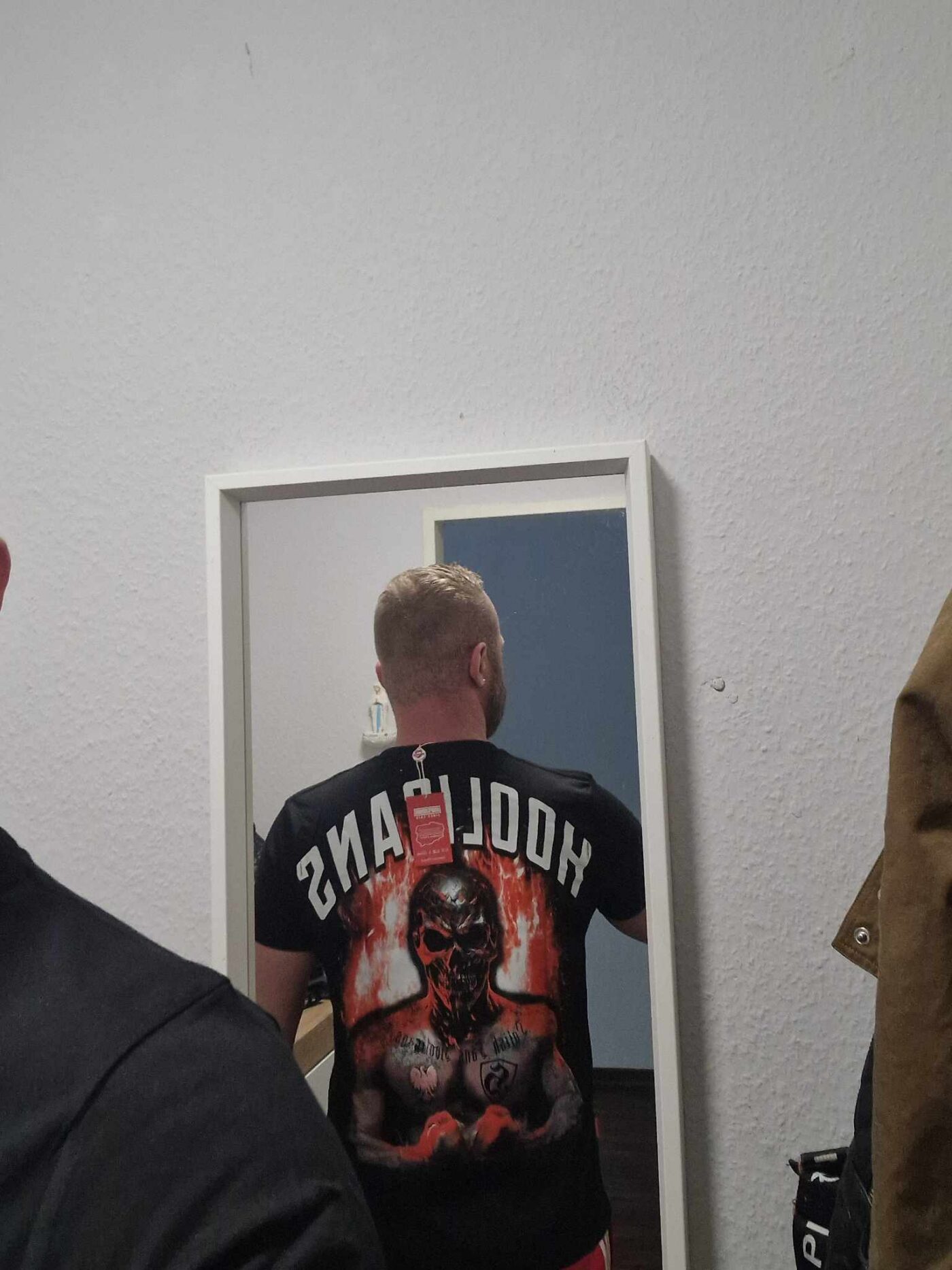 Koszulki produkowane przez Imperium Produkcja
