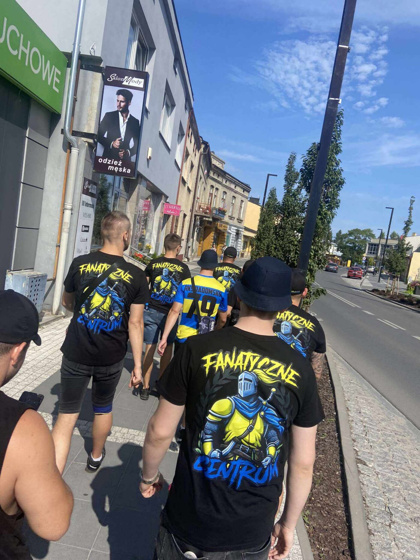 Koszulki produkowane przez Imperium Produkcja