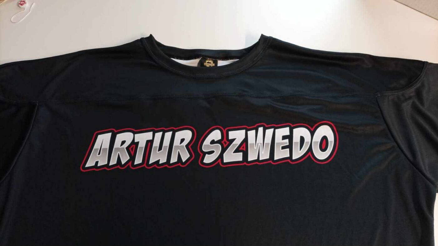 Stroje sportowe - przykład personalizacji i wykonania