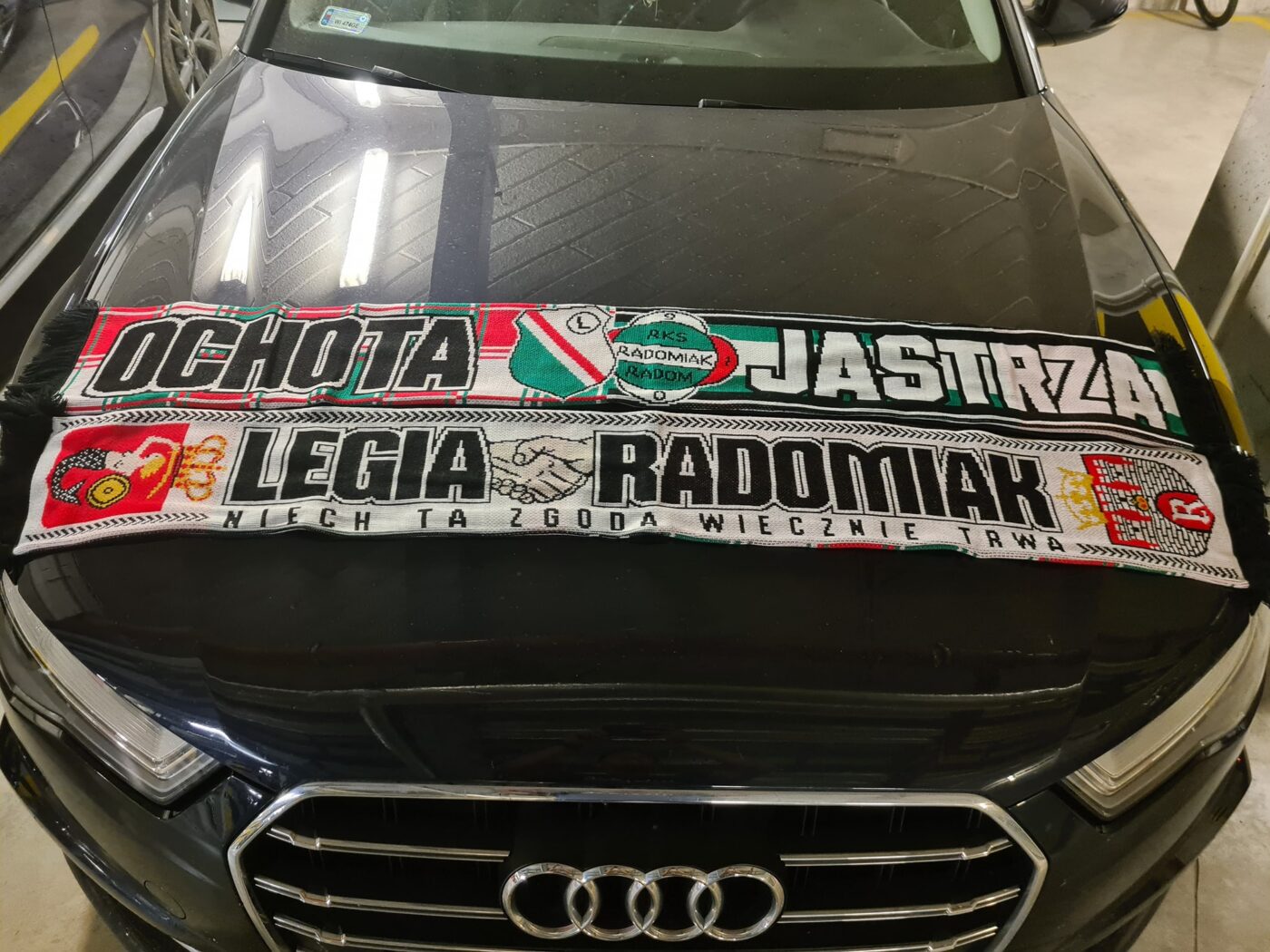 Szaliki na zamówienie - przykład produkcji