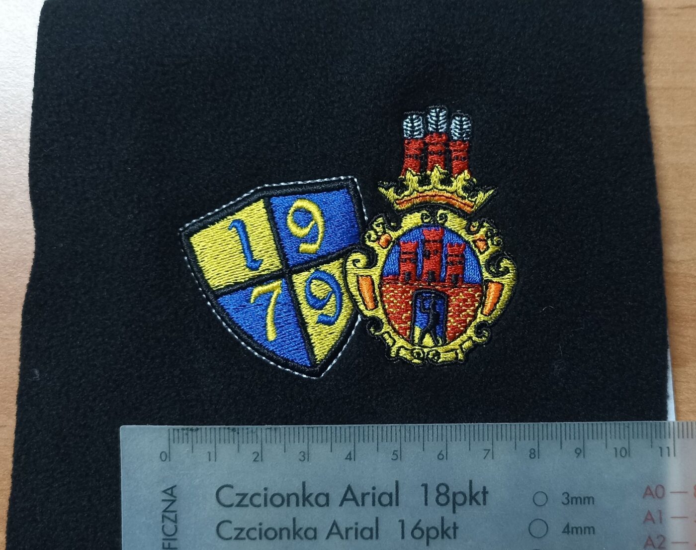 Rękawiczki - przykład personalizacji i wykonania