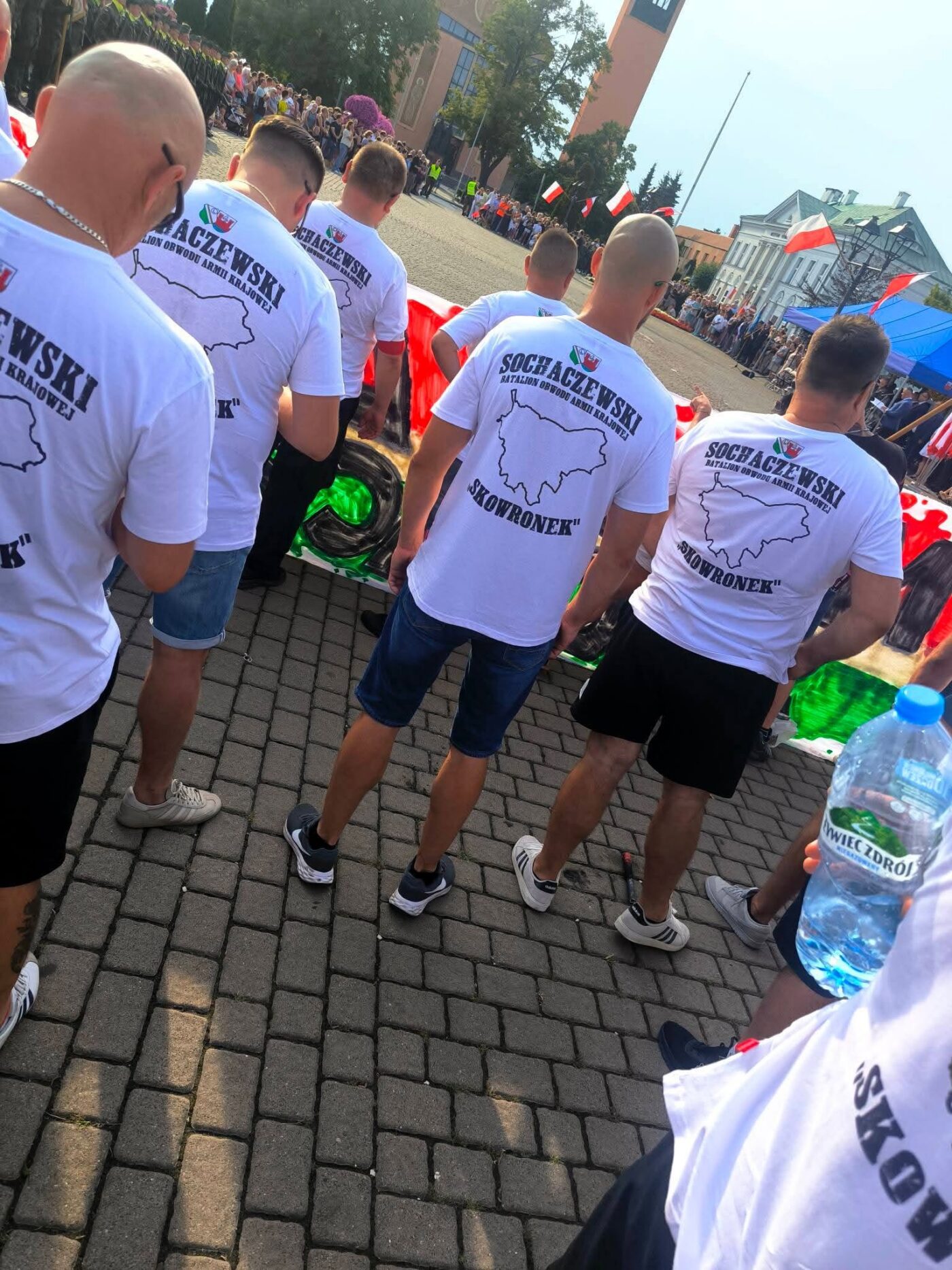 Koszulki produkowane przez Imperium Produkcja